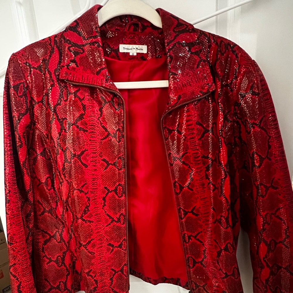Vintage Yvonne La Marie Dark Red Genuine Suede Snakeskin Jacket Size 10